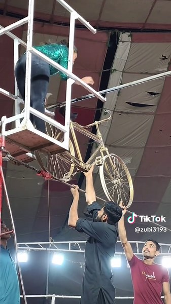 Tightrope Walking Performance at Pk Circus