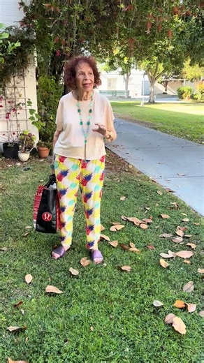 I like to do more than one thing at once. It’s called multitasking. And I multitask whenever and wherever I get the chance, including when I’m carrying groceries home from the market.#AnnieKor | Annie Korzen | Facebook