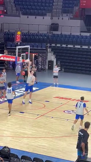 The man who doesn’t have to jump to dunk has entered the transfer portalHave to think there are minutes for him somewhere