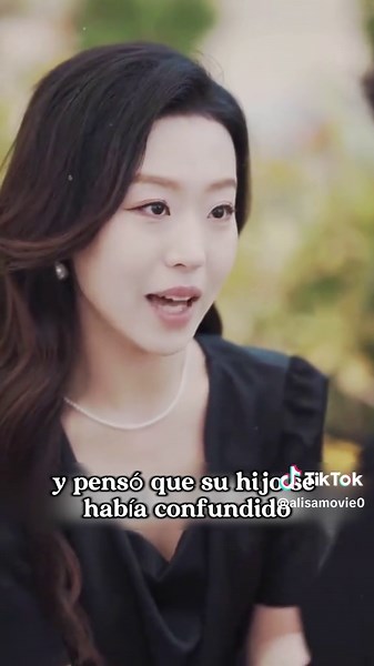 La chica se reencontró con su ex novio y todavía lo amaba #foryоu #mov...