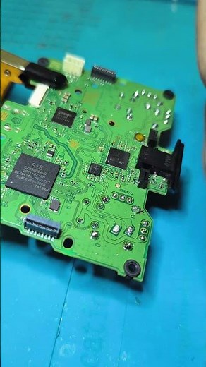 "Replacing PS5 Stick with TMR Analog — First Time Soldering ASMR!"