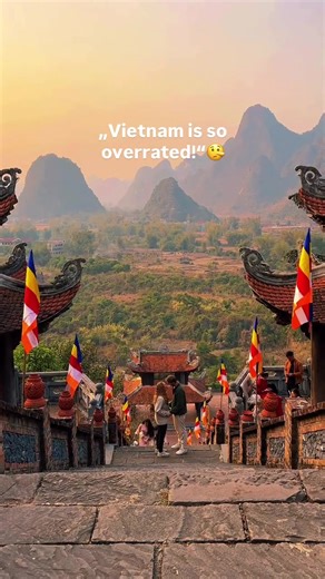 Explore Vietnam's Stunning Landscapes and Culture