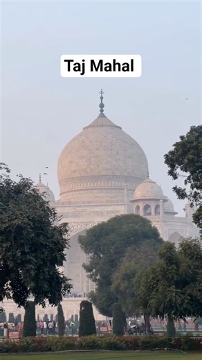World's Most Beautiful Monument? 🤍 | Taj Mahal, India 🇮🇳 #shorts #agra #travel #explore