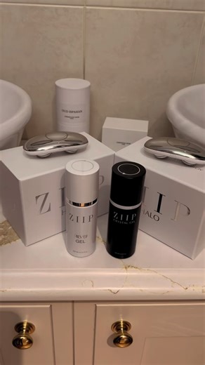 Teresa Webster on Instagram: "ZIIP HALO is your intelligent all-in-one skin solution. This app-connected Microcurrent facial device transforms your skin through personalised electrical currents. With just one tap in the ZIIP App, each treatment targets exactly what your skin needs - so you can lift, tighten, brighten and more - all with one device. Use code WEBSTER for 10% off there site @ziipbeauty @corralenawebster #ad/gifted"