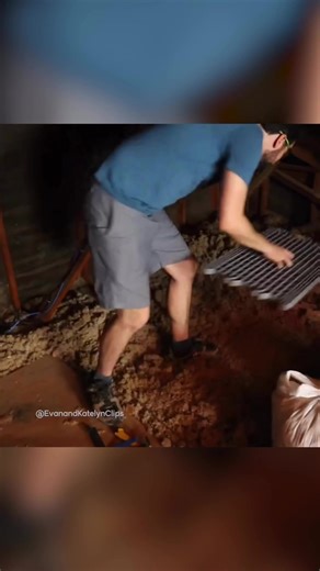 373K views · 624 reactions | ✅The Ultimate Home Building Checklist on my site #BuilderBrigade ✅ #AtticCatWalk #Attic #Atticfeatures #AtticTips #Catwalk #BuilderBrigade #homebuildingtips #homebuilding #customHome #newhome #newhomeconstruction #homedesign #homeinspiration #homeinspo #customhomes #housetour #newconstruction #newconstructionhomes #homeplans #construction #buildingahouse #realestatetips | Builder Brigade | Facebook