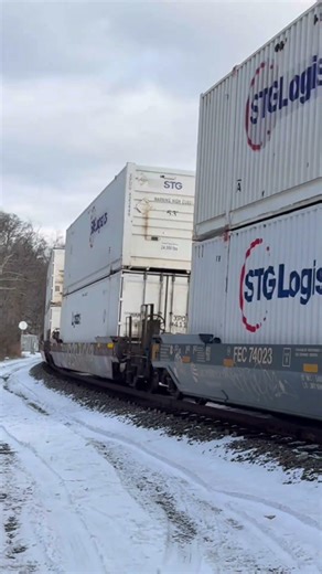 #csx #csxt #csxtransportation #intermodals #intermodaltrain #intermodaltrains