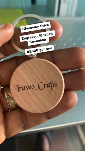 In need of an engraved keyholder, this is a good offer for you Grab it now!!!! #keyholder #souvenir #christmasgift #engraving #engravingmachine