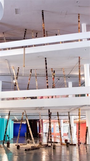 Bienal de São Paulo on Instagram: "Conheça a instalação ‘A casa de Bené’, de Ana Raylander Mártis dos Anjos (@anaraylander) na #36bienal, em exposição até 11/1/2026. A entrada é gratuita. [𝗘𝗡𝗚𝗟𝗜𝗦𝗛] Check out the installation ‘A casa de Bené’ [Bené’s House], by Ana Raylander Mártis dos Anjos at the 36th Bienal, on view until January 11th, 2026. Free admission. Agradecemos ao nosso parceiro estratégico / We acknowledge our strategic partner @itau, @itaucultural, e aos nossos patrocinadores