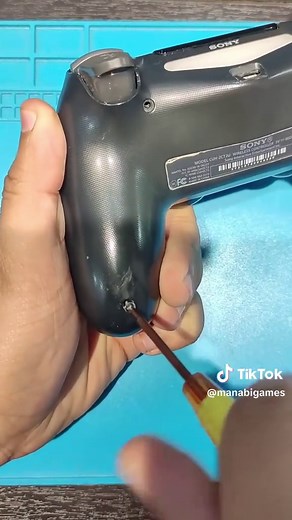 No te pierdas los detalles de la reparación del pin de carga #ps4 #reparación #control #videogames #tecnología 📷