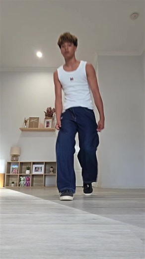 Rate This Breakdance Performance Out of 10!