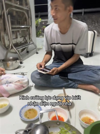 The VIP Glass: Smart Recognition Technology for Families