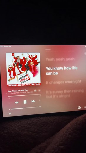 Just Wanna Be With You: High School Musical 3 Lyrics