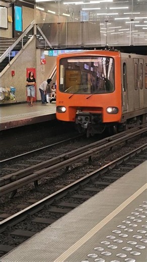STIB-MIVB Metro line 2 and 6 Brussels #metro #trains #metrolines #brussels metro