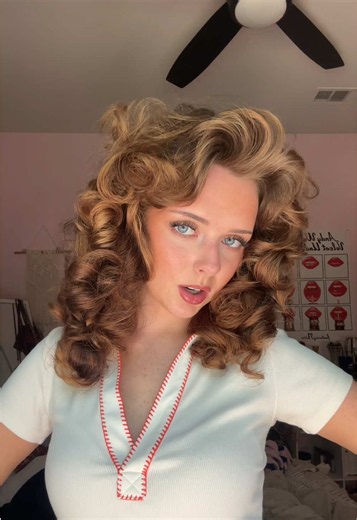 tried my hair a little different today #70s #70fashion | 70’s Hair