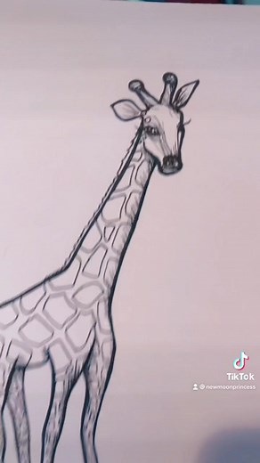 Giraffe! 🦒 yesterday was my first day of school! #giraffe #tutorials
