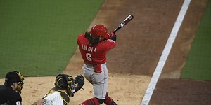 Win streak ends with wild ninth inning