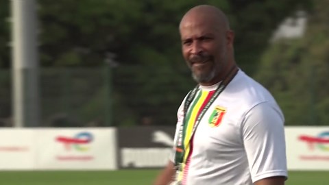 FILE: Nigeria hire ex-Mali coach Eric Chelle amid World Cup qualifying struggles