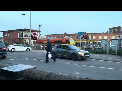 Class 59203 Passing Lancing