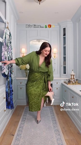 Holiday Party Outfit Inspo for Curvy Girls