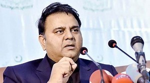 Negotiations ongoing with protesters, no truth to reports of operation: Chaudhry