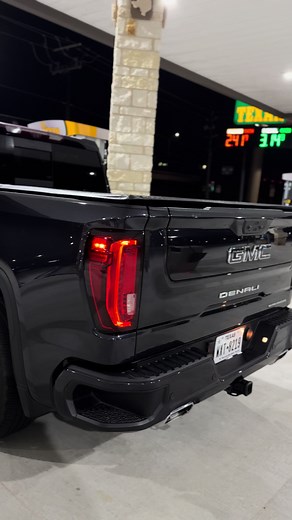 Explore Denali National Park with Denali Trucks