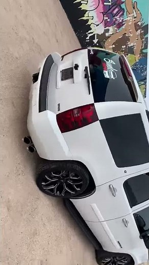 Lowered Tahoe on 22s