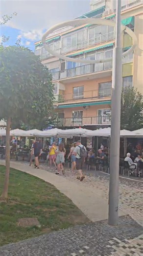 Lovely terraces in Benidorm city centre — the perfect spot to relax and watch the world go by ☕☀️ 👉 youtube.com/@BenidormNow #Benidorm #CityCentre #Terrace #Spain #Enjoy | Benidorm Now