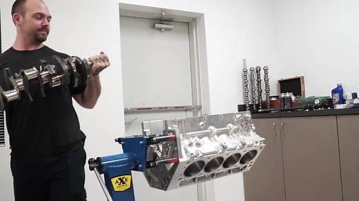 Billet Crank Installation for 3000HP LS LT GM Engine | Engine Builder