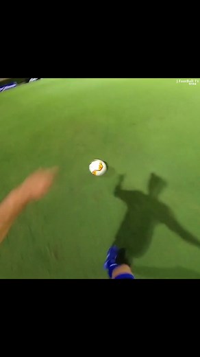 I challenged Gareth bale playing#JFootballTV#everybodylovesfootball #Football #제이풋볼 #틱톡스포츠 #pov