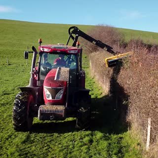 McConnels PA6570T Power Arms offer a perfect combination of reach and power in a compact package. Featuring a 1.0m telescopic arm, 70hp hydraulics, integrated oil cooler and proportional electric controls as standard. Plus, a comprehensive range of flailheads and attachments to choose from. | McConnel