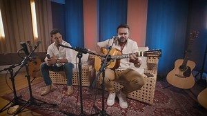 1.7M views · 8K reactions | Que lindo esse projeto do Zezé cantando essas músicas!!  A voz dele está maravilhosa!!  PLAYLIST ATUALIZADA MÚSICAS NOVAS! ✅ SIGA AGORA NO SPOTIFY  https://sptfy.com/9K1e | Versos e Musica | Facebook