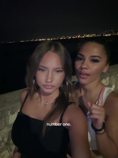 Vidéos de genna💋 (@genna.mhll) avec son original - 2T.‼️