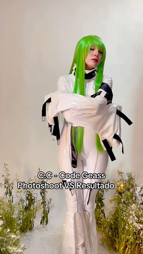 14K views · 271 reactions | Photoshoot vs Resultado C.C - Code Geass ¿algun fan de esta joya sigue con vida? 懶Esta sesion fue para mi set mensual del mes de Mayo ✨ Me encanta realizar personajes que aunque no son muy populares dejaron algo en mi corazon y cc es parte de elloEspero les guste 﫶#cccosplay #codegeasscosplay #photoshootcosplay #animecosplay | TUTI | Facebook