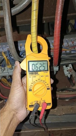 ⚡⚡3 phase current measuring Clamp meter / Tong tester #shortvideo #3phase #trending