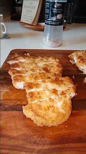 Crispy Chicken Cutlets Recipe | Easy & Delicious Chicken Schnitzel#ChickenRecipe#EasyRecipes
