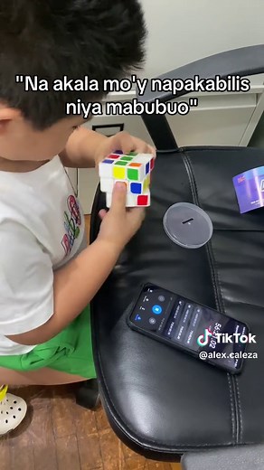Pabilisan sa Pag-ikot ng Rubik’s Cube: Timer Challenge