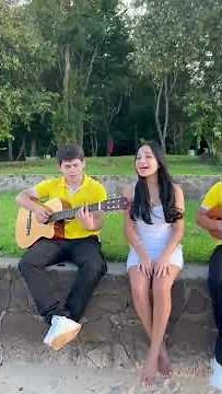 Yoselin Tamara - cantando en vivo
