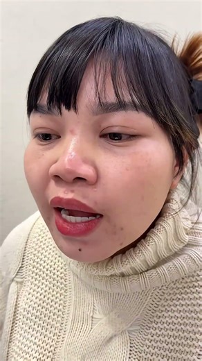 Thui, the smart student, gets a tattoo as a reward from his mother, Haisen. #giadinhhaisen #aidothui