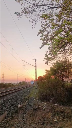 viralvideo ❤वंदे भारत एक्सप्रेस #subscribe