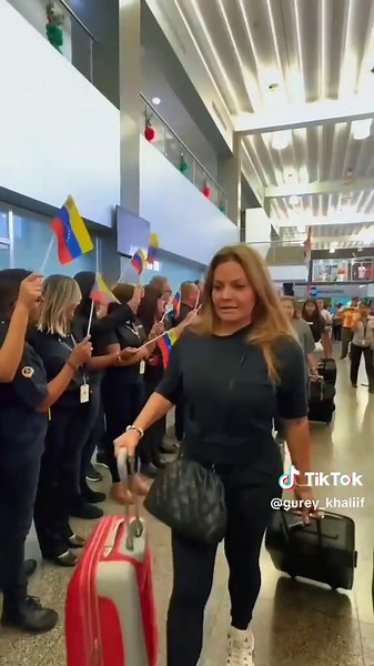 Comparing Turpial Airlines and Somali Airlines