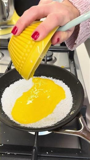 TAPIOCA PERFEITA CROCANTE COM QUEIJO E OVO