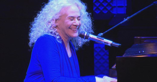 Carole King plays herself in the Broadway musical "Beautiful"