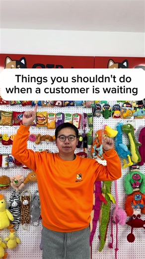 Top Mistakes to Avoid When Serving Waiting Customers