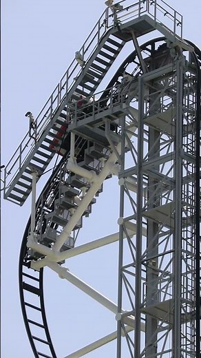 高飛車 富士急ハイランドArrogant. Fuji-Q Highland