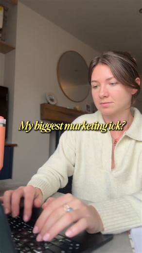 Steph Rogers on Instagram: "Head of Instagram, Adam Mosseri has literally said they don’t push reach anymore and yet brands are still hashtagging every other word like it’s 2017🫣 Hashtags are now used for context on Instagram and won’t have any effect on your reach, so using 3 - 5 RELEVANT hashtags will help your content be categorised in the right place. (Think niche specific, not your business name and random words😅) But here’s what you can do to help increase reach instead: 1️⃣ AI-driven re