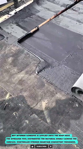 Roof Adhesive Spreader Tool: Even Bitumen Coating for Strong Membrane Bonding