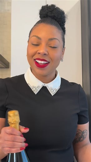 Get ready to pop those bottles 🍾 because we’re making Champagne Gummy Bears! 🐻🥂 These are perfect for snacking at your upcoming New Year’s party. Simply soak the gummy bears in something bubbly for 8 hours, strain, freeze, and you’re done! Read more at the link in the @allrecipes bio. ❤️ 🧑‍🍳: @janellenichole_baker #newyears #champagne #gummybears #easysnacks #easydesserts | Allrecipes