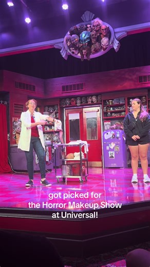 had so much fun and was so excited to catch this show before it closes for a revamp soon! the cast was also so funny & sweet!! #horrormakeupshow #universal #orlando #fyp #themepark