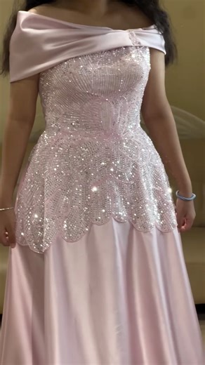 BY SANA on Instagram‎: "⁨ ⁨ رأي الزبونة البسعد قلبي ❤️ شكرا لثقتكم 🥰 “ سلطنة عُمان - مسقط ‎“ القرم - الصاروج 🇴🇲📍 ‎“ علامة تجارية مسجلة ‎“ أفخم فساتين الزفاف و السهرات ‎“تصميم - بيع - اجار - تفصيل “ ‎“ توصيل كل دول العالم 🌍 968 97074110 ‎لاننا نهتم بتفاصيل فرحك يفضل الحجز بالمواعيد ‎ اللوكيشن في البايو #weddings #oman #fashion #muscat #dresses #explorar #عُمان #مسقط⁩ #مصر⁩⁩⁩⁩⁩⁩⁩⁩⁩⁩⁩⁩⁩⁩"‎