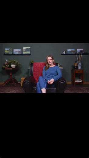 Premium Art Instruction Videos from the World’s Leading Artists on Instagram: "🎬 NEW RELEASE! Struggle with color? @kamimendlik is here to change that. 🎨✨ Her brand-new course Mastering Color Relationships for Radiant Light reveals one game-changing truth: Color is relative. When you understand how one color relates to the next, everything clicks: accuracy, harmony, radiant light. Inside the course, you’ll discover: ~ Kami’s proven “Color Relativity” system for painting light so radiant, it pr